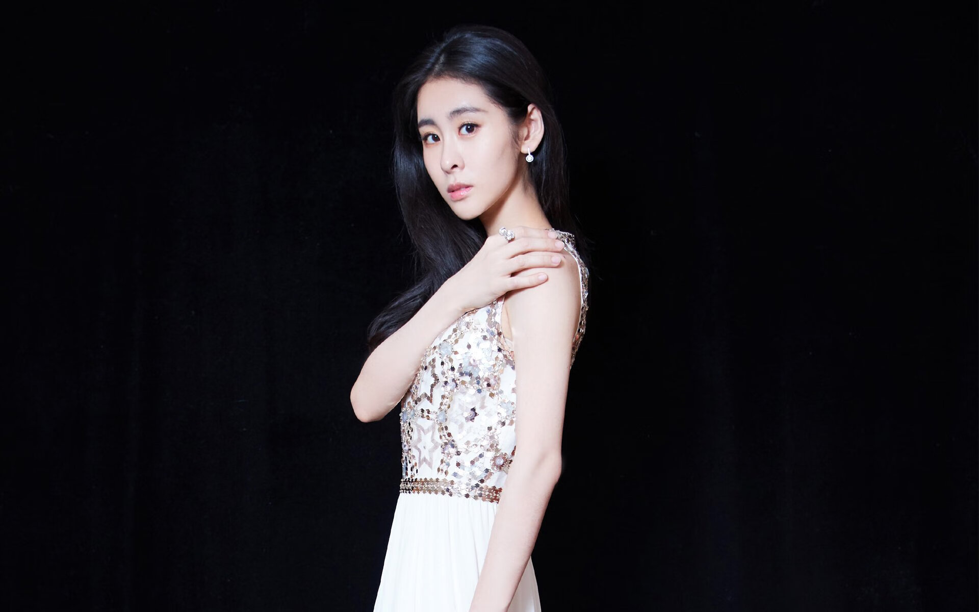 “西甲赛场：明星纷纷展露锋芒，比赛精彩纷呈”，西甲明星都有哪些