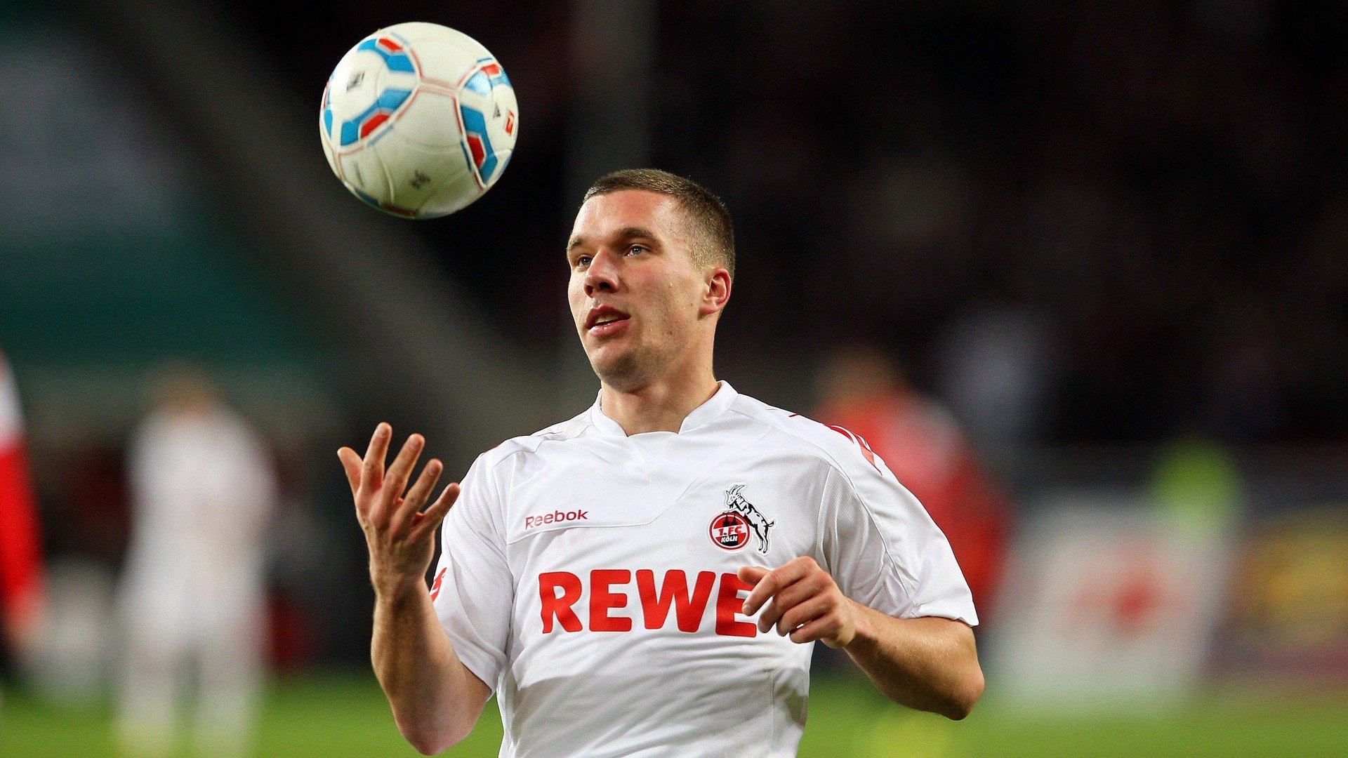 马尔尚决赛表现赢得媒体好评，马尔尚决赛表现赢得媒体好评的句子